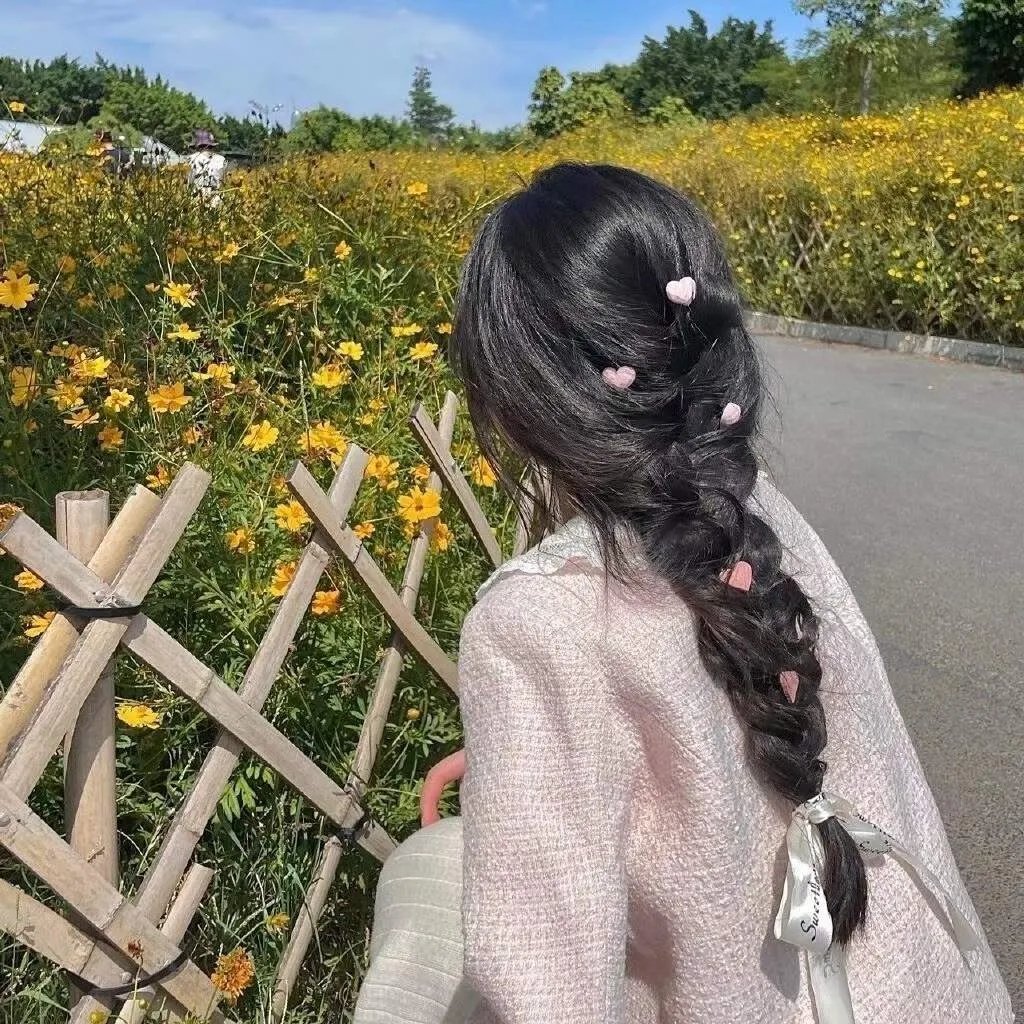 黄文秀